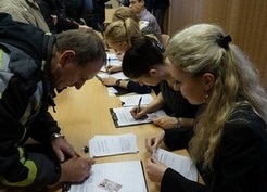 Zdjęcie z galerii: Konsultacje społeczne w Gminie Gubin w sprawie zmiany nazwy powiatu (27.01.2016)