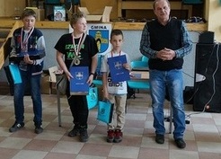 Zdjęcie z galerii: II Turniej Szachowy Gminy Gubin (12.05.2016 Drzeńsk Wielki)