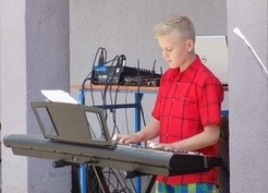Zdjęcie z galerii: Festyn rodzinny w Grabicach (04.06.2016r.)