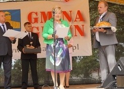 Zdjęcie z galerii: DOŻYNKI GMINNE W SĘKOWICACH - FOTORELACJA (14.08.2016r.)