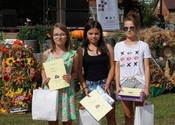 Zdjęcie z galerii: DOŻYNKI GMINNE W SĘKOWICACH - FOTORELACJA (14.08.2016r.)