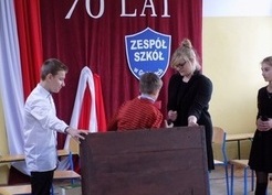 Zdjęcie z galerii: 70-lecie szkoły w Grabicach (08.10.2016r.)