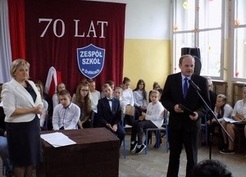 Zdjęcie z galerii: 70-lecie szkoły w Grabicach (08.10.2016r.)