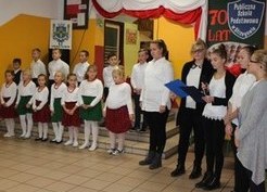 Zdjęcie z galerii: 70-lecie szkoły w Strzegowie (22.10.2016r.)