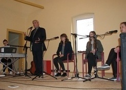 Zdjęcie z galerii: Wojewódzkie Obchody Międzynarodowego Dnia Ochrony Zabytków - Gębice (25.04.2017)