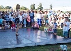 Zdjęcie z galerii: DOŻYNKI GMINNE W STARGARDZIE GUBIŃSKIM 2017 (20.08.2017)