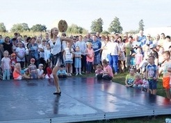 Zdjęcie z galerii: DOŻYNKI GMINNE W STARGARDZIE GUBIŃSKIM 2017 (20.08.2017)
