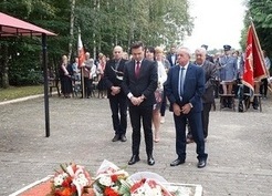 Zdjęcie z galerii: Uroczystość przy pomniku w Gębicach (09.09.2017)
