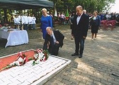 Zdjęcie z galerii: Uroczystości przy pomniku w Gębicach (08.09.2018r.)