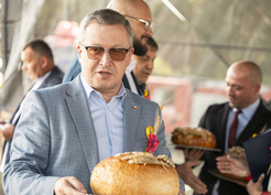 Zdjęcie z galerii: Dożynki Gminne w Drzeńsku Wielkim 22.08.2026r.