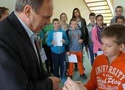 Zdjęcie z galerii: I TURNIEJ SZACHOWY GMINY GUBIN (07.05.2015)