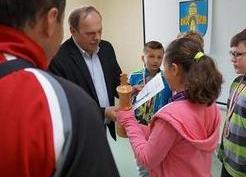 Zdjęcie z galerii: I TURNIEJ SZACHOWY GMINY GUBIN (07.05.2015)