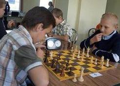 Zdjęcie z galerii: I TURNIEJ SZACHOWY GMINY GUBIN (07.05.2015)