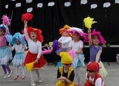 Zdjęcie z galerii: Międzynarodowy Dzień Dziecka w Bieżycach (23.05.2015r.)