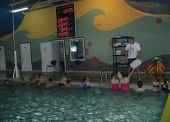 Zdjęcie z galerii: Realizacja programu 'UMIEM PŁYWAĆ 2015'