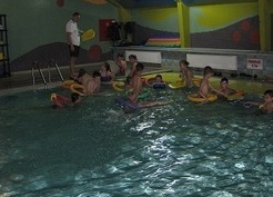 Zdjęcie z galerii: Realizacja programu 'UMIEM PŁYWAĆ 2015'